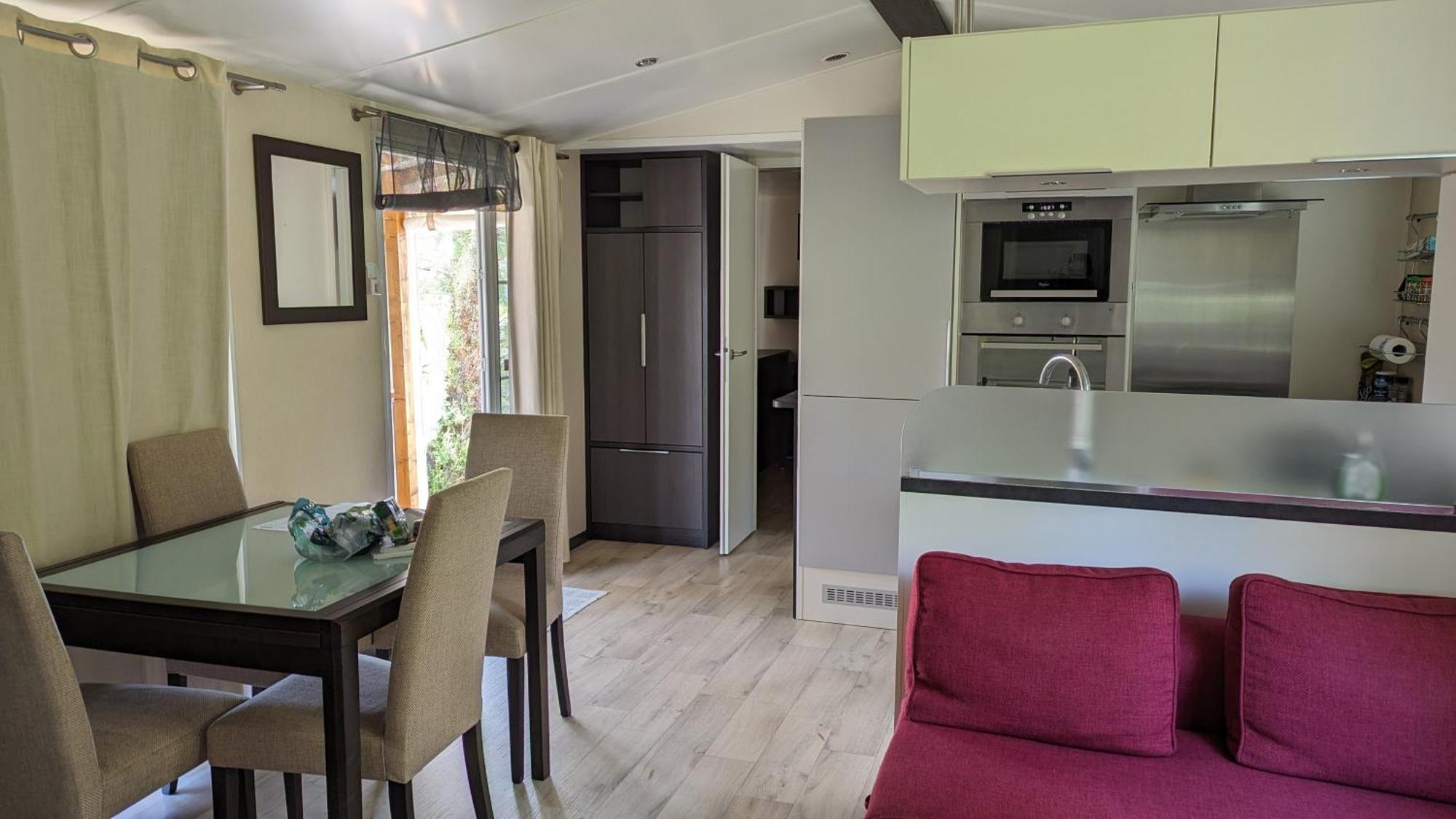 Camping Mobil A 200m De La Mer Au Camping Des Pins Maritimes Hyères